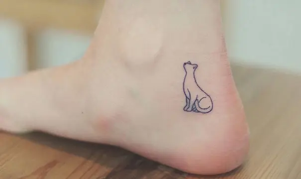 15 Irresistible Ankle Cat Tattoos for Cat Lovers